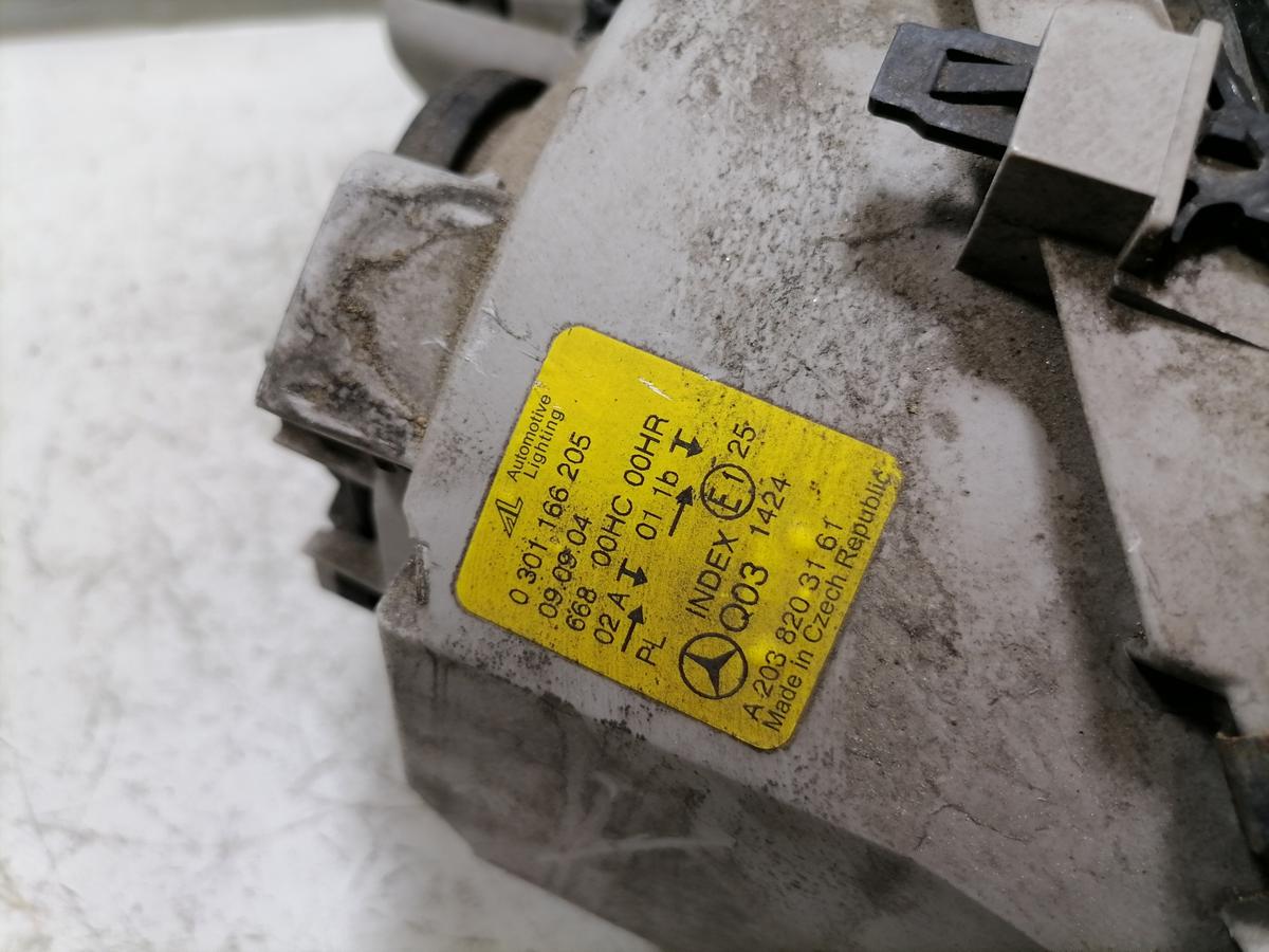 Mercedes W203 original Scheinwerfer vorn links Halogen Bj.2004